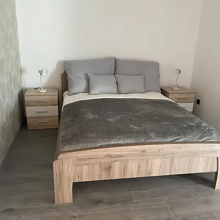 Apartamento Emyke *