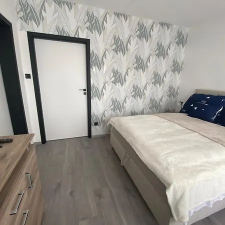 Apartment Emyke Sarvar